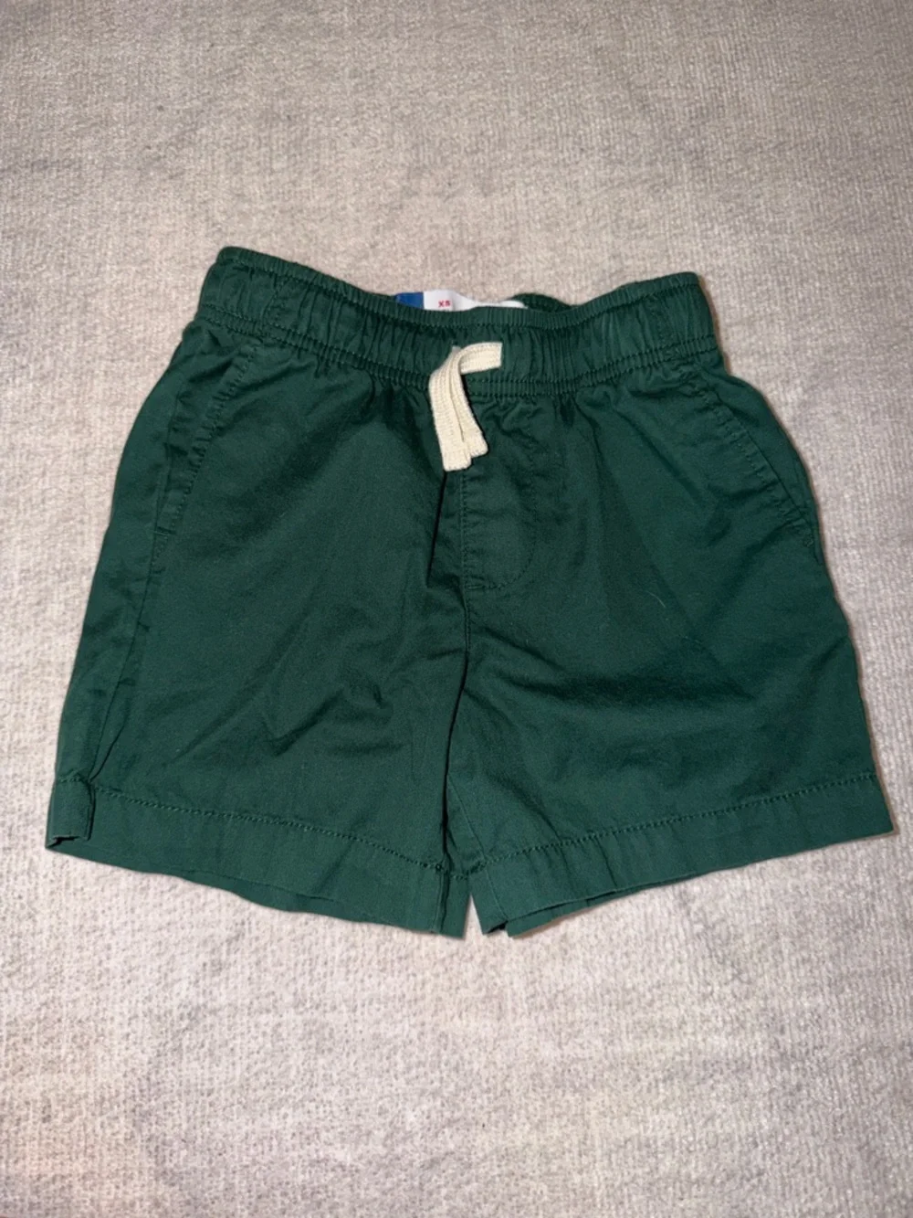 Boys Old Navy Forest Green Dock Shorts with White Drawstring EUC